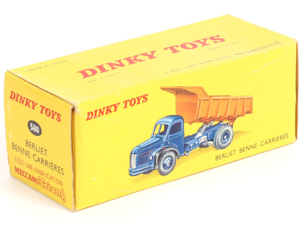 Lot 284 - DINKY TOYS (FRANCE) (1)