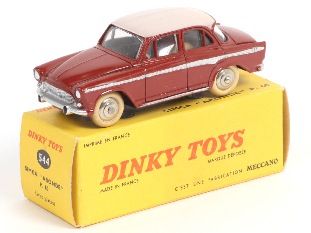 Lot 386 - DINKY TOYS (FRANCE) (1)