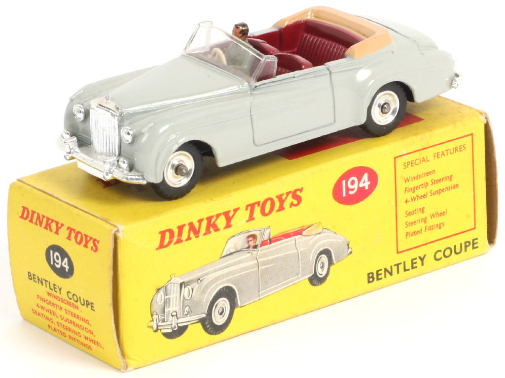 Lot 222 - DINKY TOYS (GB) (1)