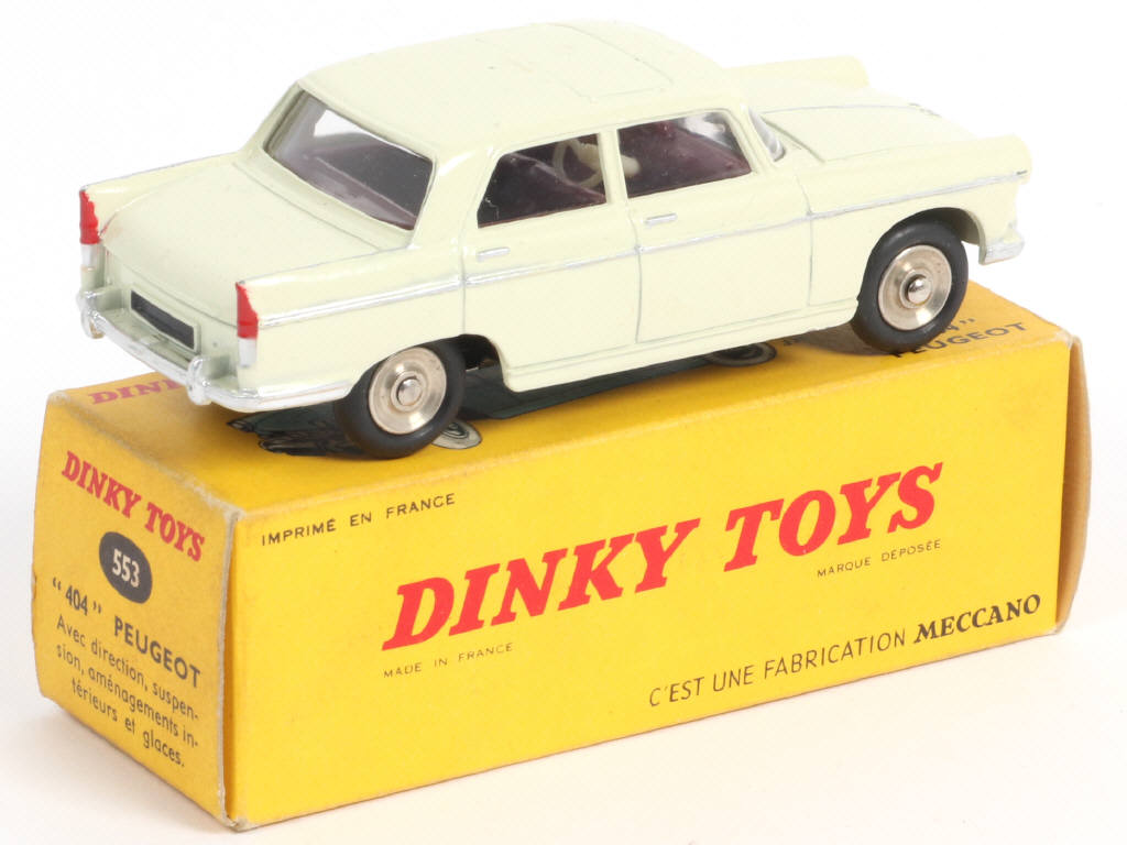 Lot 402 - DINKY TOYS (FRANCE) (1)