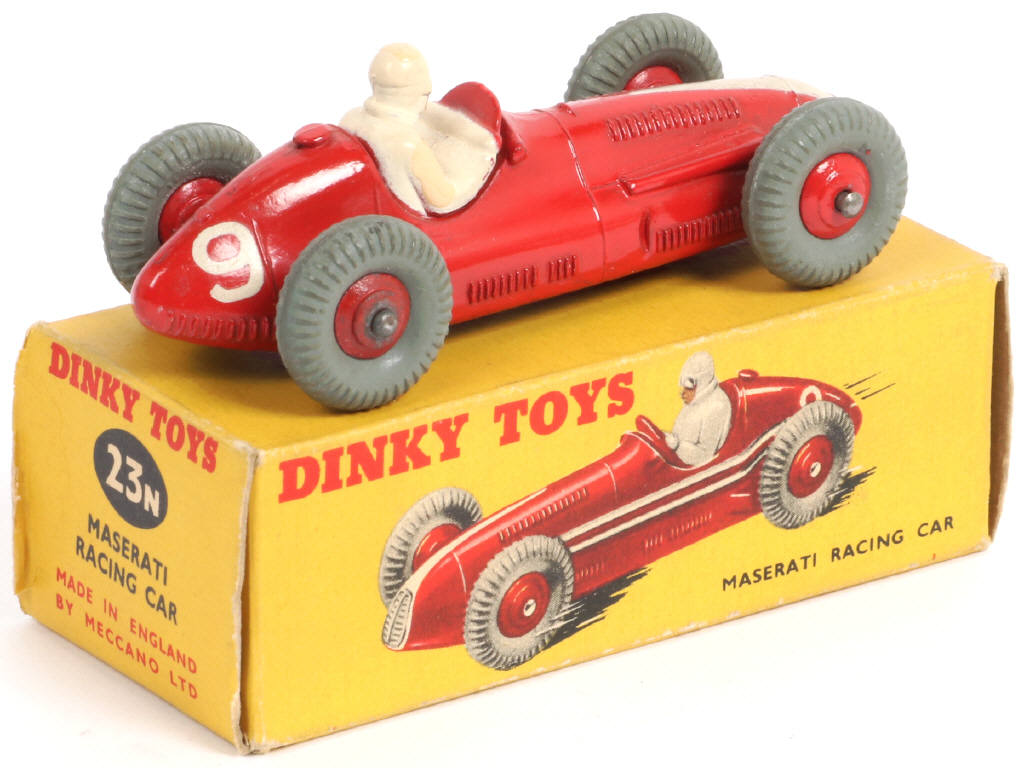 Lot 149 - DINKY TOYS (GB) (1)