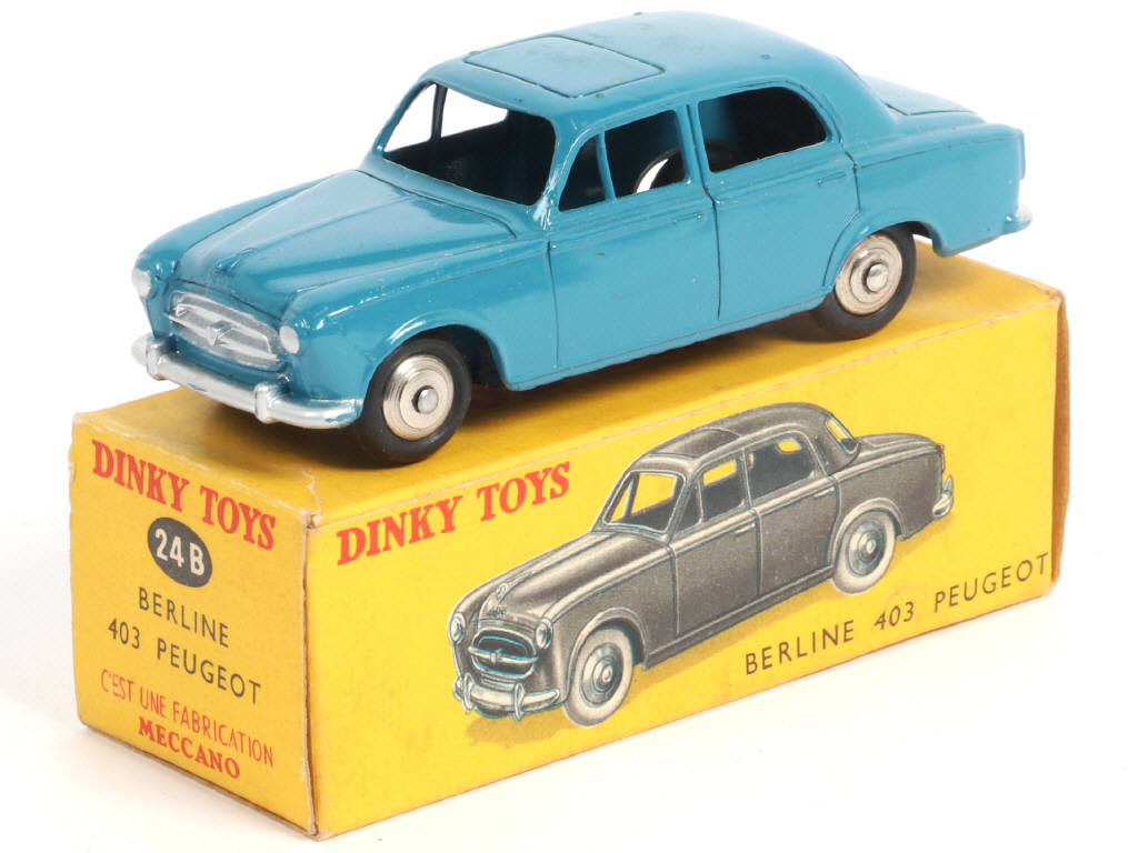 Lot 355 - DINKY TOYS (FRANCE) (1)