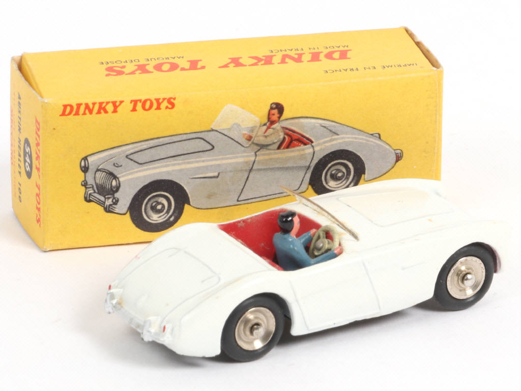 Lot 392 - DINKY TOYS (FRANCE) (1)