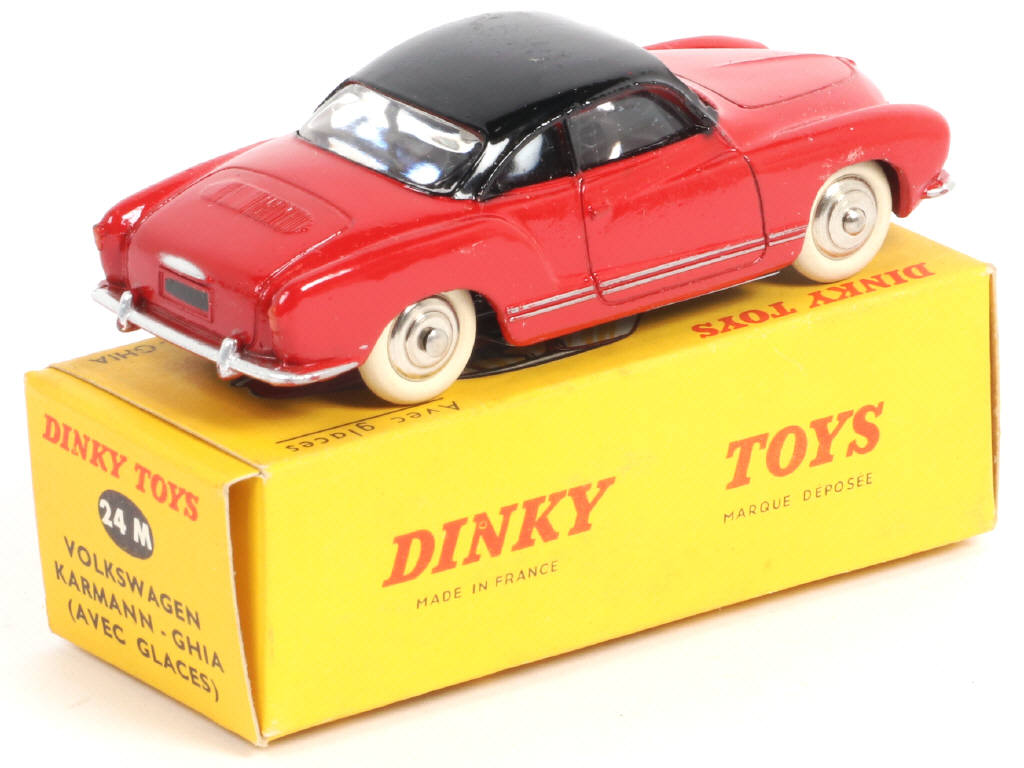 Lot 366 - DINKY TOYS (FRANCE) (1)