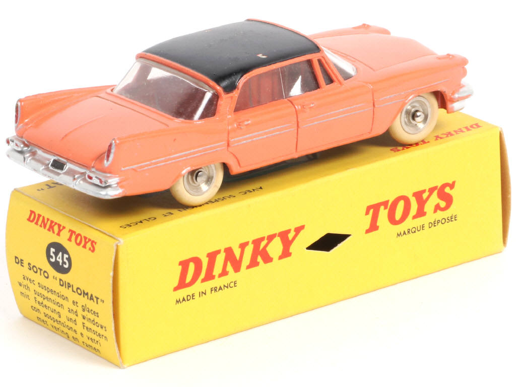 Lot 390 - DINKY TOYS (FRANCE) (1)