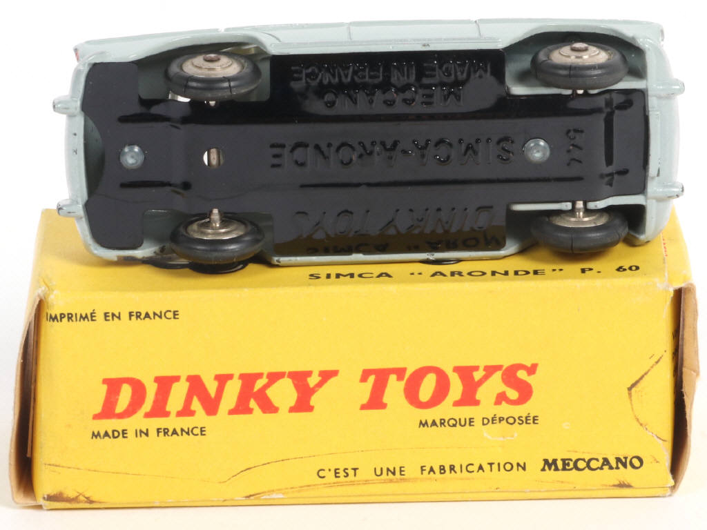 Lot 387 - DINKY TOYS (FRANCE) (1)