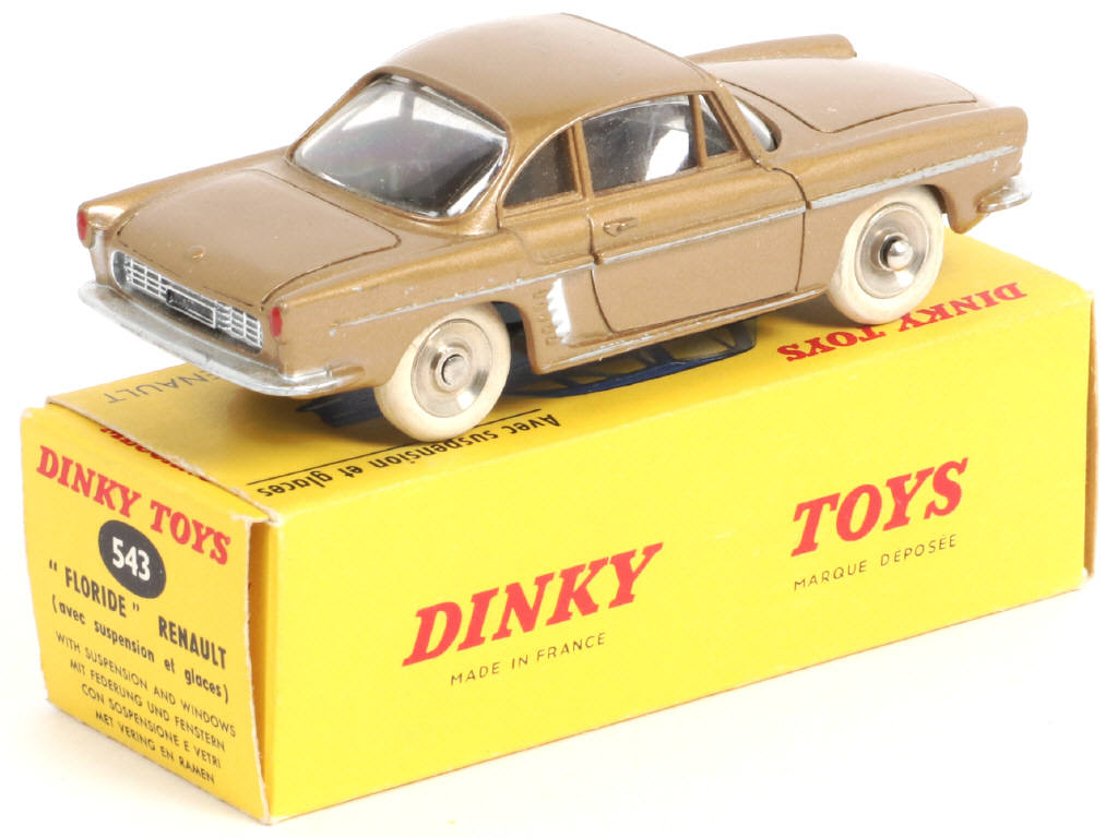 Lot 382 - DINKY TOYS (FRANCE) (1)