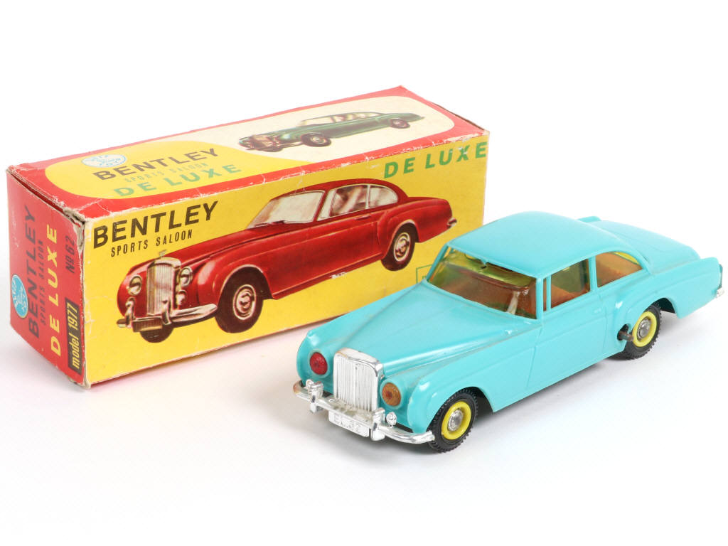 Lot 9 - ELVIP TOYS (GRECE) (1)