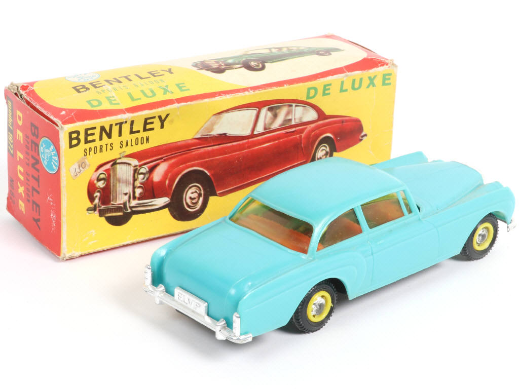 Lot 9 - ELVIP TOYS (GRECE) (1)