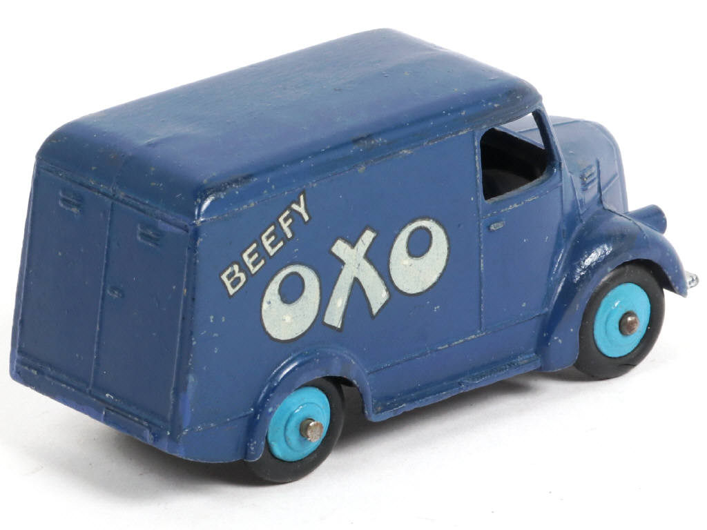Lot 97 - DINKY TOYS (GB) (1)