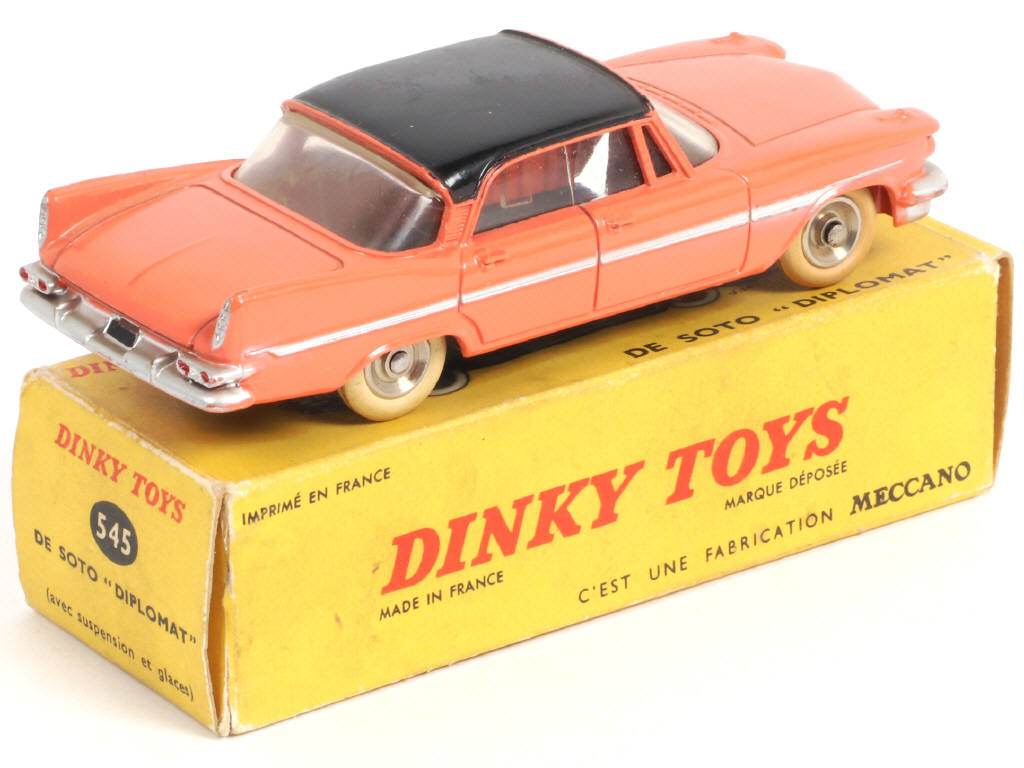 Lot 389 - DINKY TOYS (FRANCE) (1)
