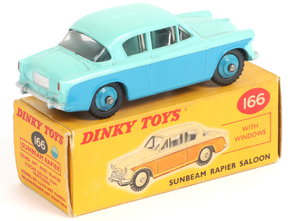 Lot 176 - DINKY TOYS (GB) (1)