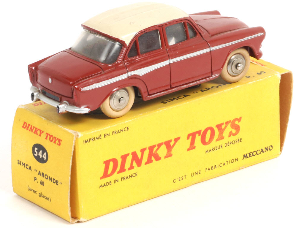 Lot 388 - DINKY TOYS (FRANCE) (1)
