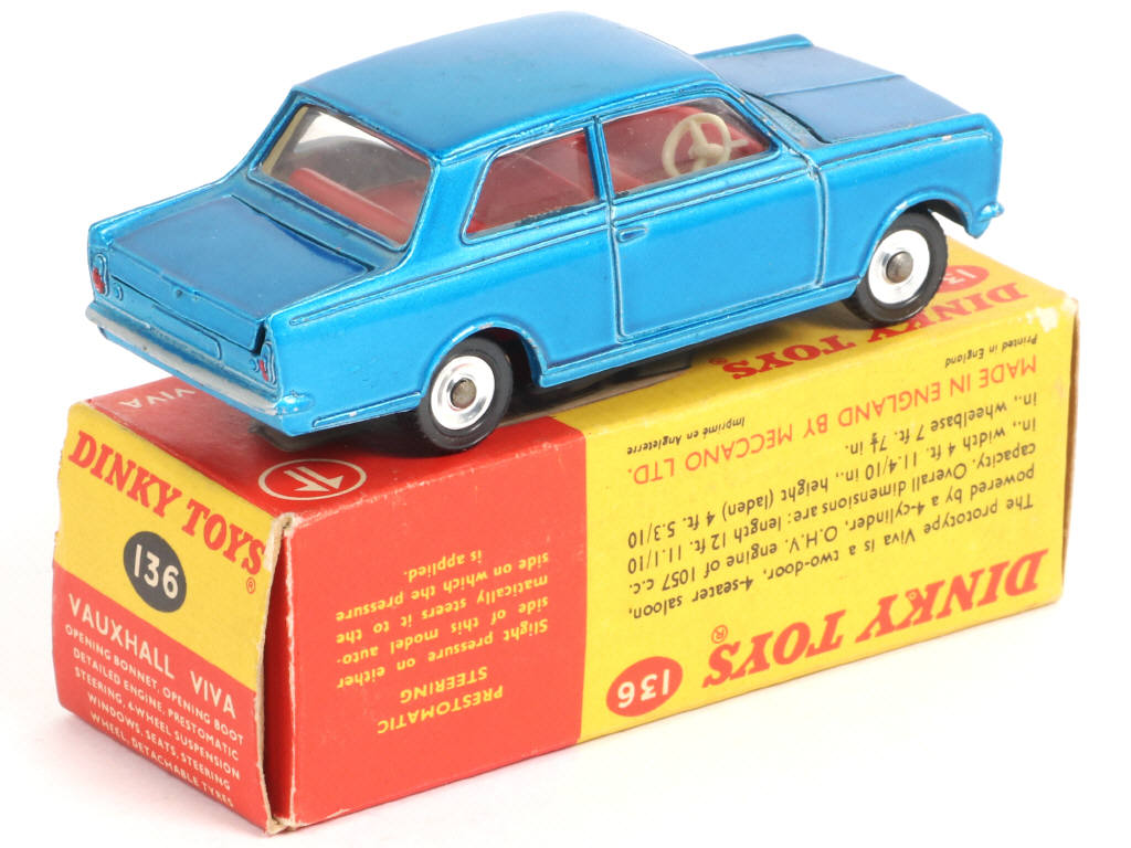 Lot 200 - DINKY TOYS (GB) (1)