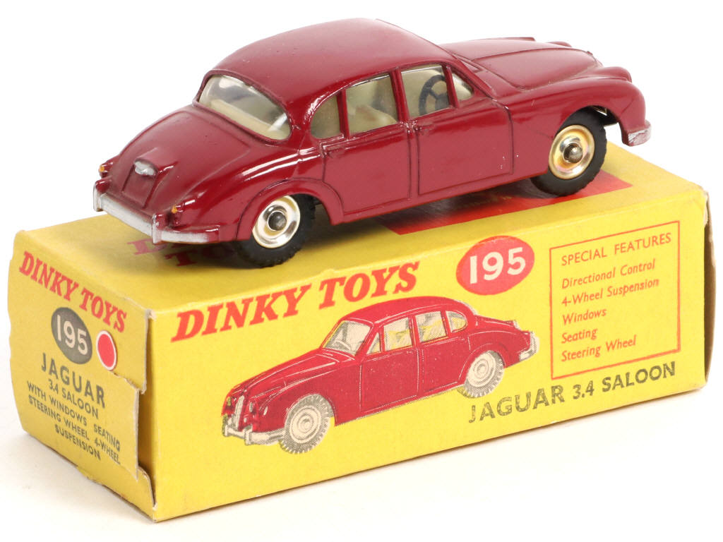 Lot 224 - DINKY TOYS (GB) (1)