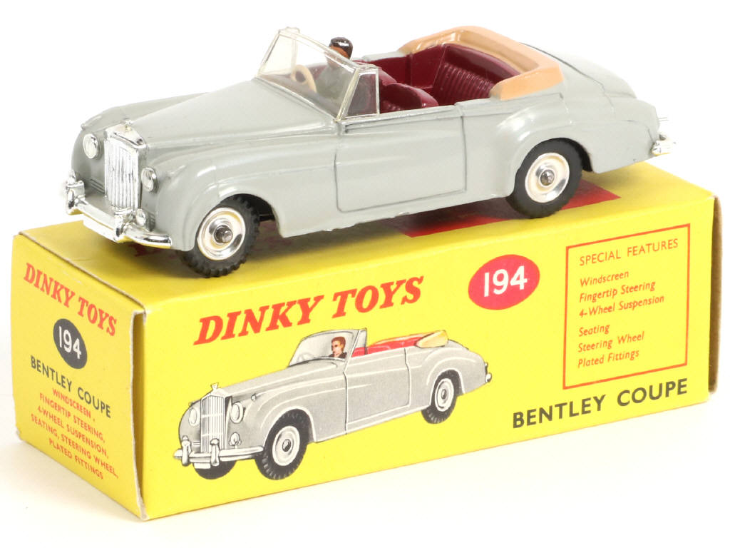 Lot 220 - DINKY TOYS (GB) (1)