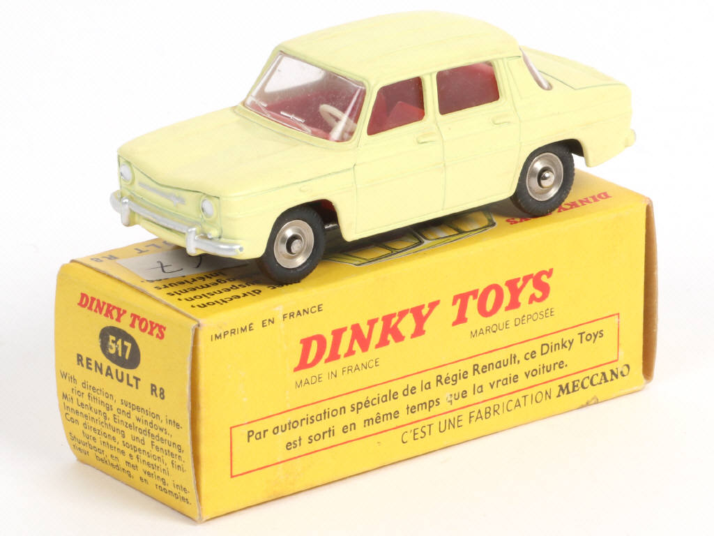 Lot 376 - DINKY TOYS (FRANCE) (1)