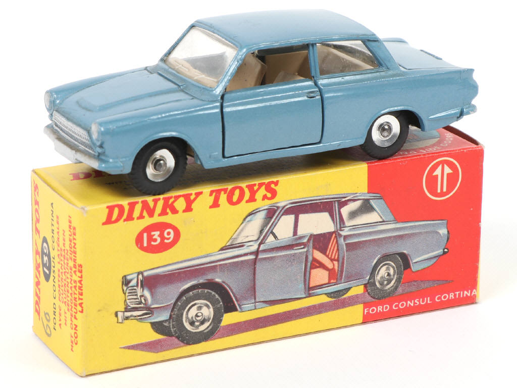 Lot 201 - DINKY TOYS (GB) (1)