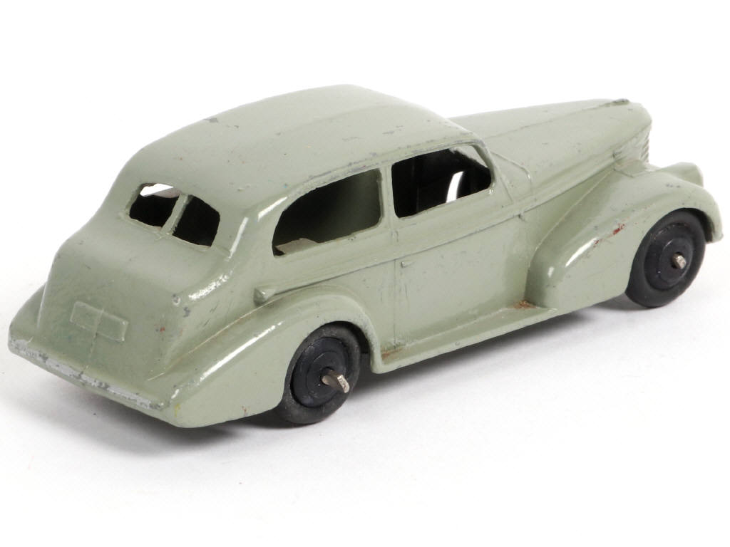 Lot 107 - DINKY TOYS (GB) (1)