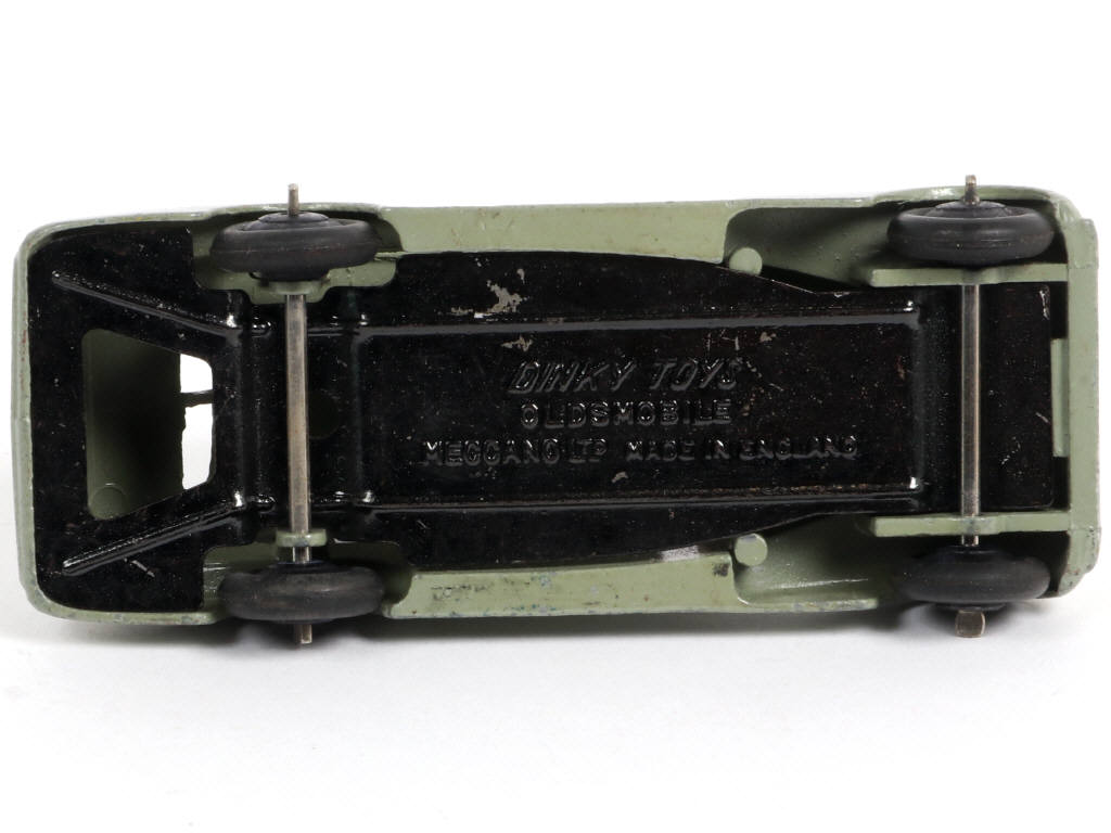 Lot 107 - DINKY TOYS (GB) (1)