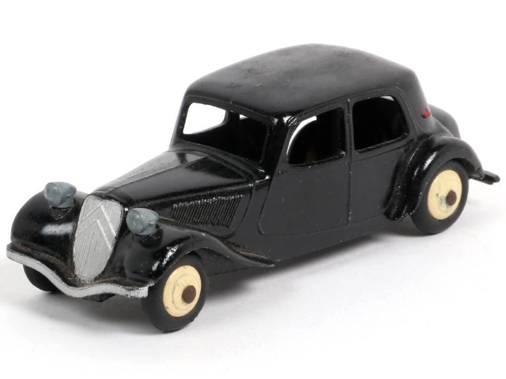 Lot 298 - DINKY TOYS (FRANCE) (1)