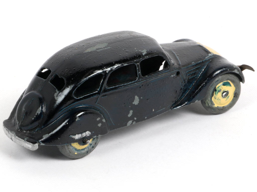 Lot 290 - DINKY TOYS (FRANCE) (1)