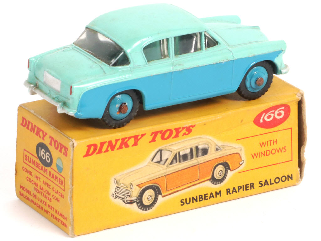 Lot 177 - DINKY TOYS (GB) (1)