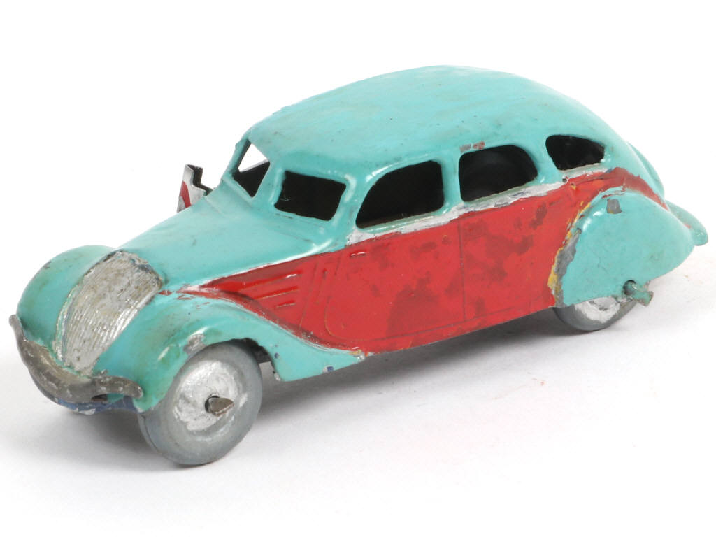 Lot 291 - DINKY TOYS (FRANCE) (1)