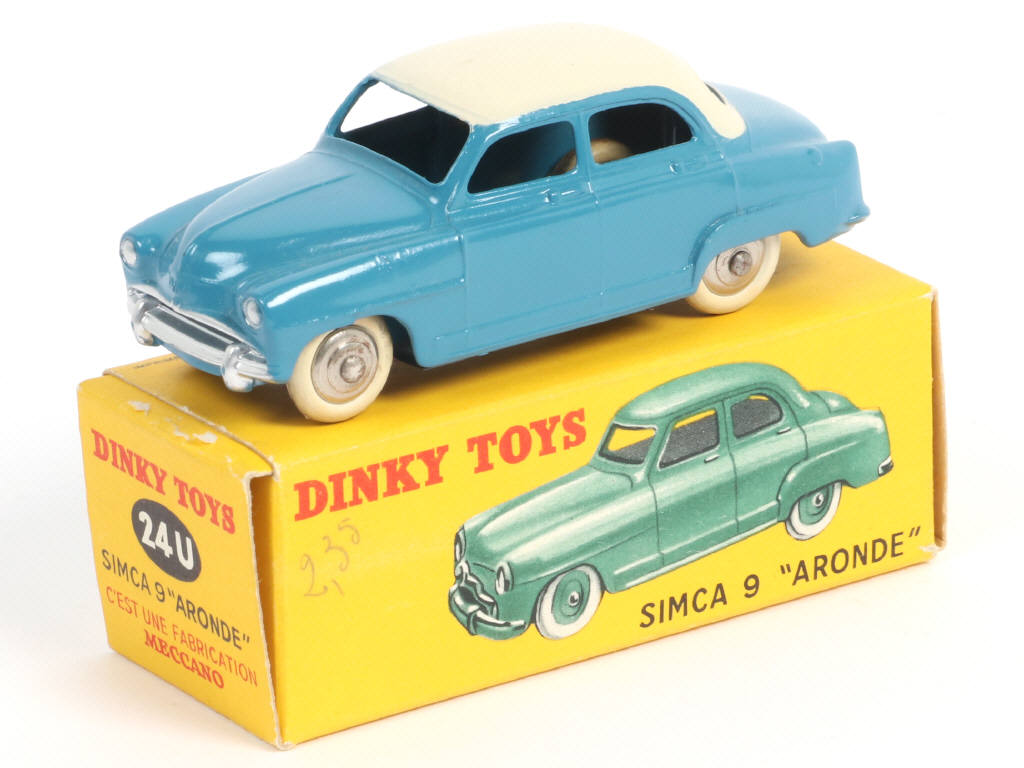 Lot 272 - DINKY TOYS (FRANCE) (1)