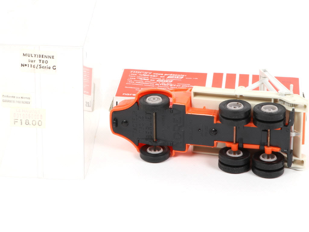 Lot 202 - NOREV (FRANCE) (1)