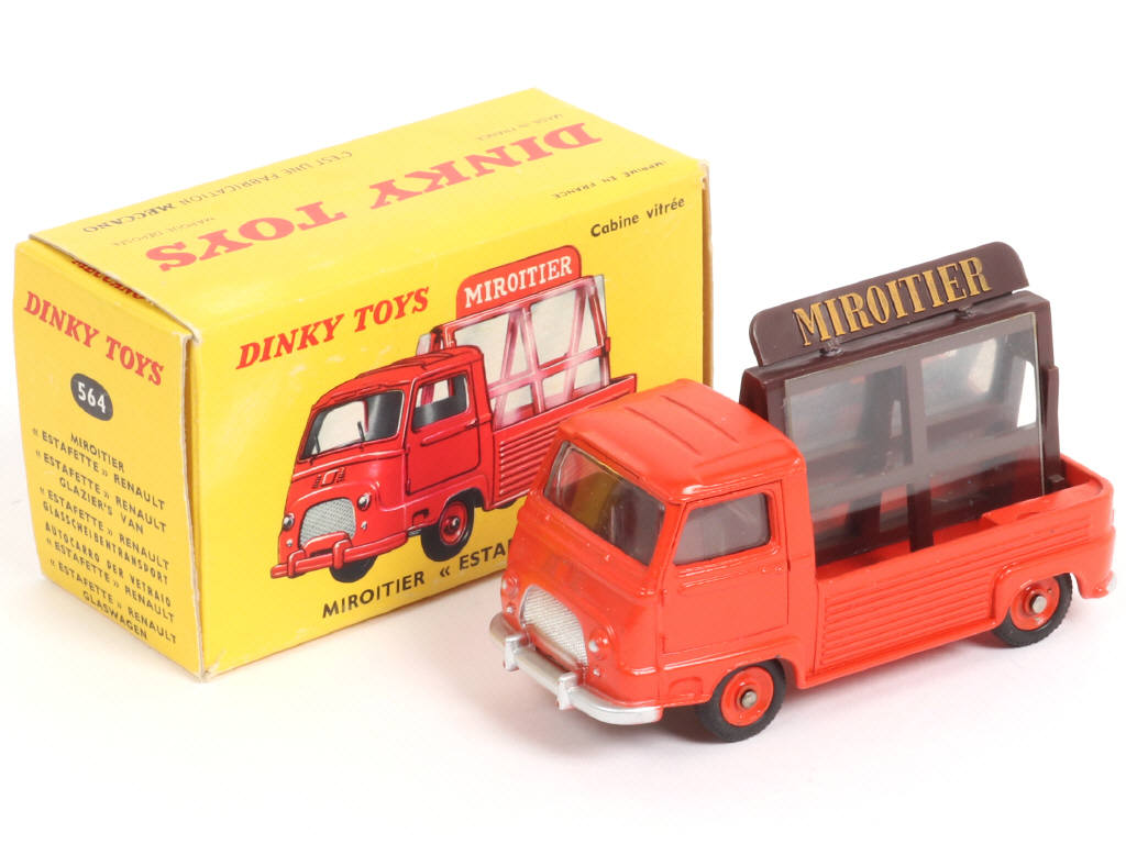 Lot 379 - DINKY TOYS (FRANCE) (1)