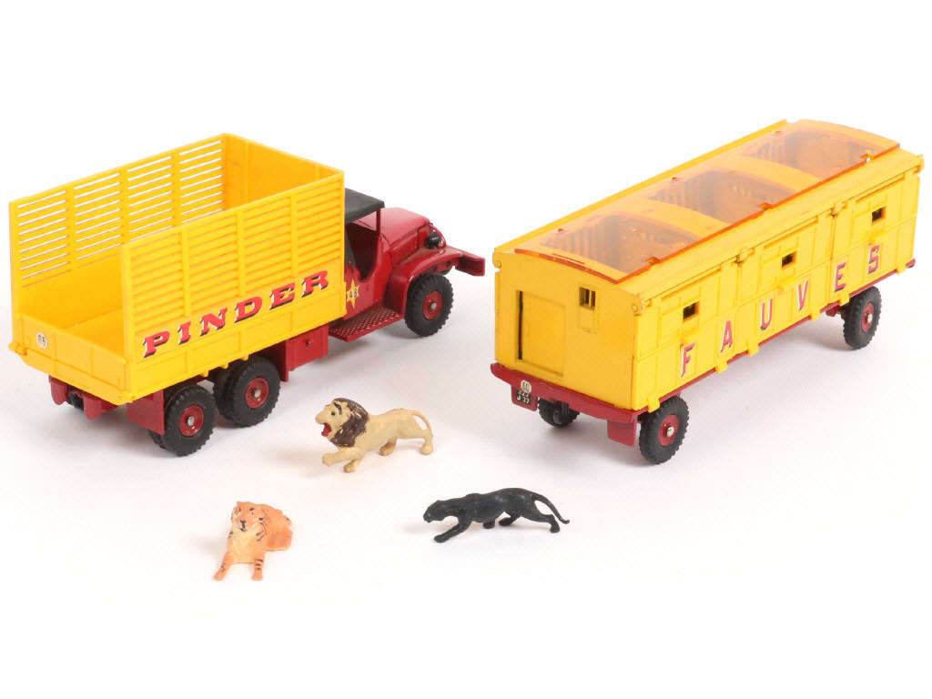Lot 365 - DINKY TOYS (FRANCE) (1)