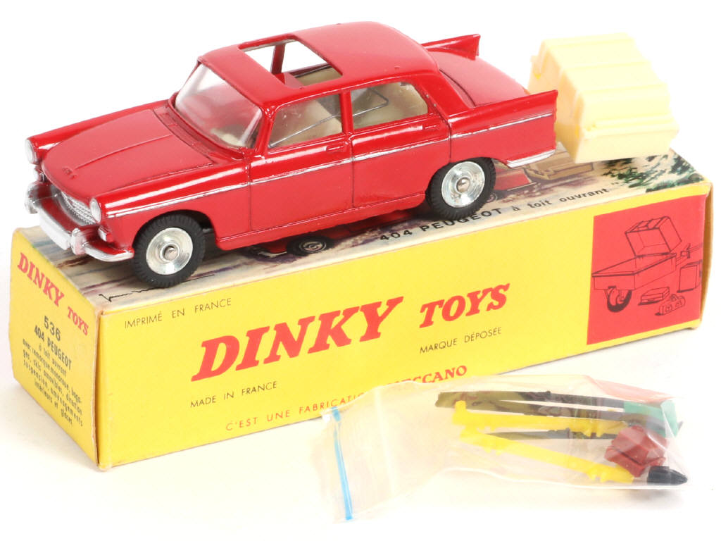 Lot 311 - DINKY TOYS (FRANCE) (1)