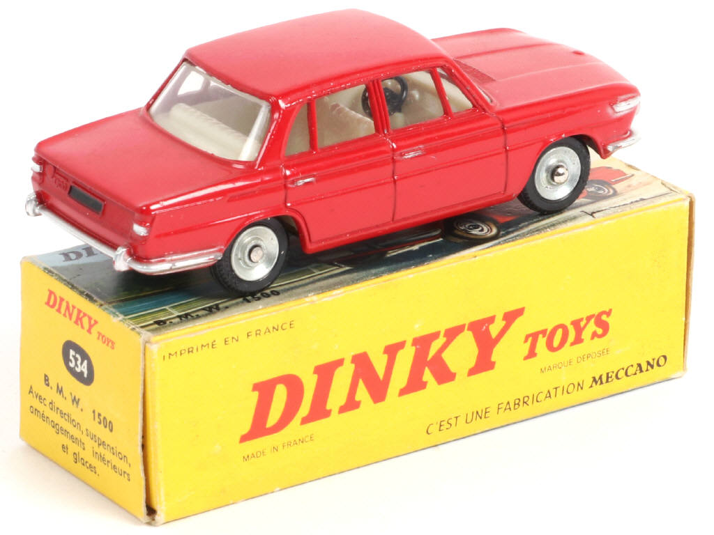 Lot 328 - DINKY TOYS (FRANCE) (1)