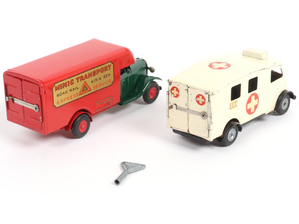 Lot 159 - MINIC (GB) (2)