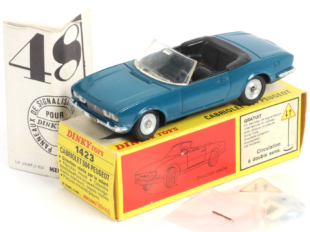 Lot 313 - DINKY TOYS (FRANCE) (1)