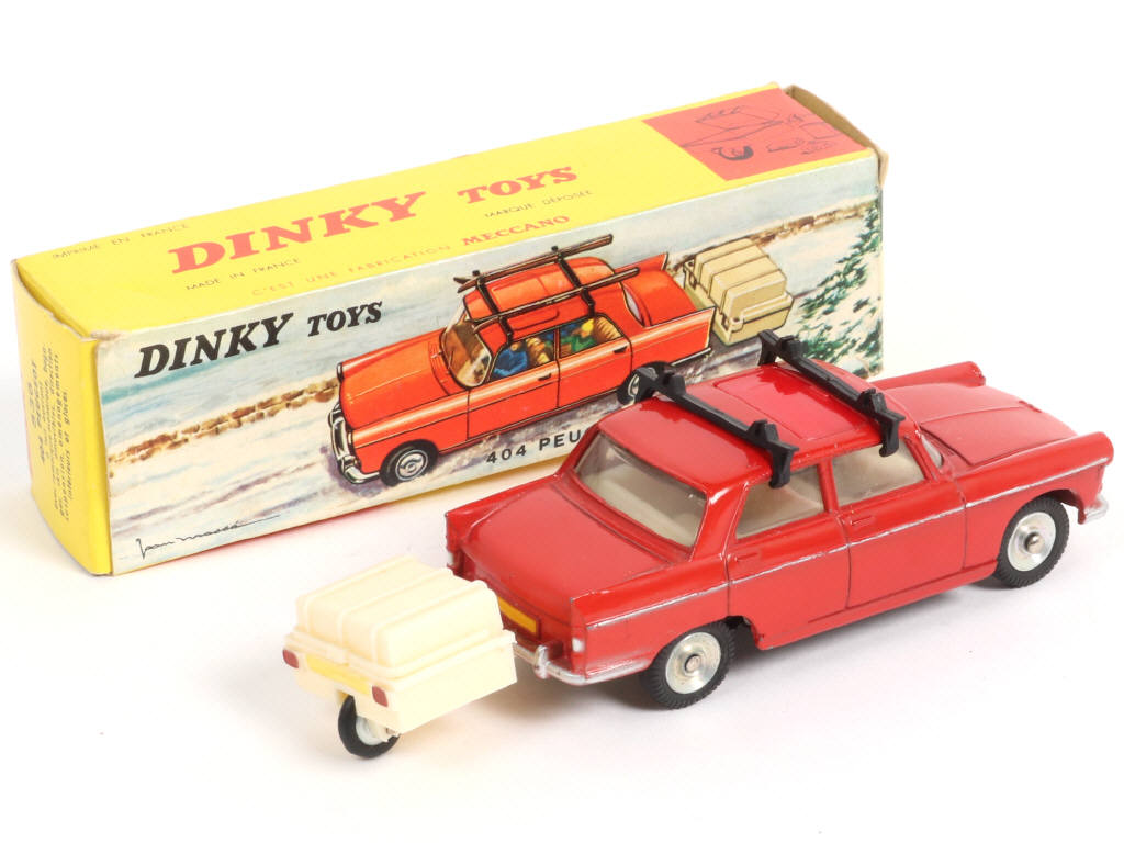 Lot 312 - DINKY TOYS (FRANCE) (1)