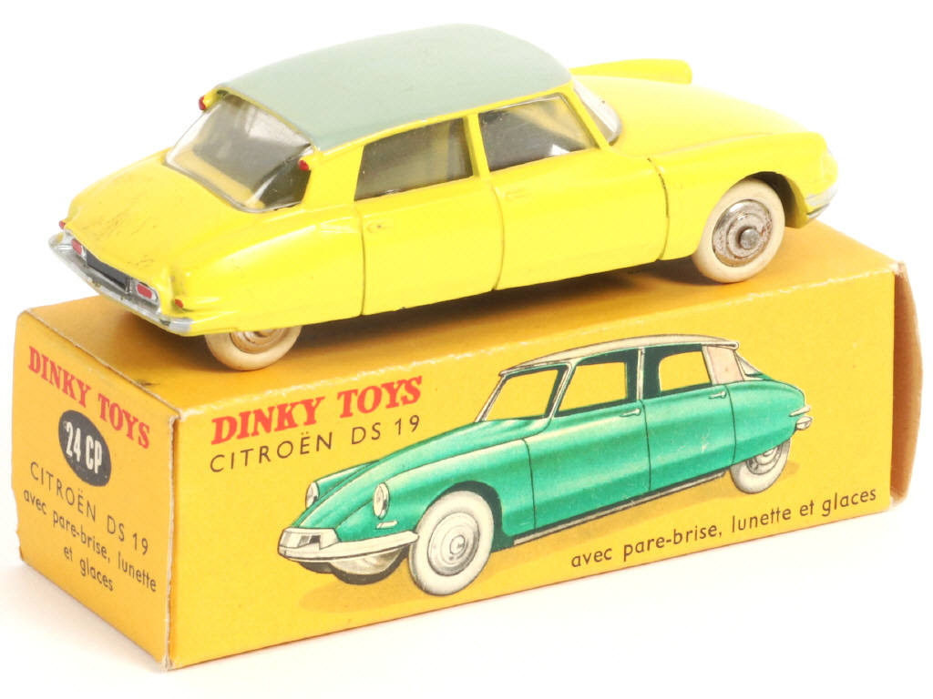 Lot 290 - DINKY TOYS (FRANCE) (1)