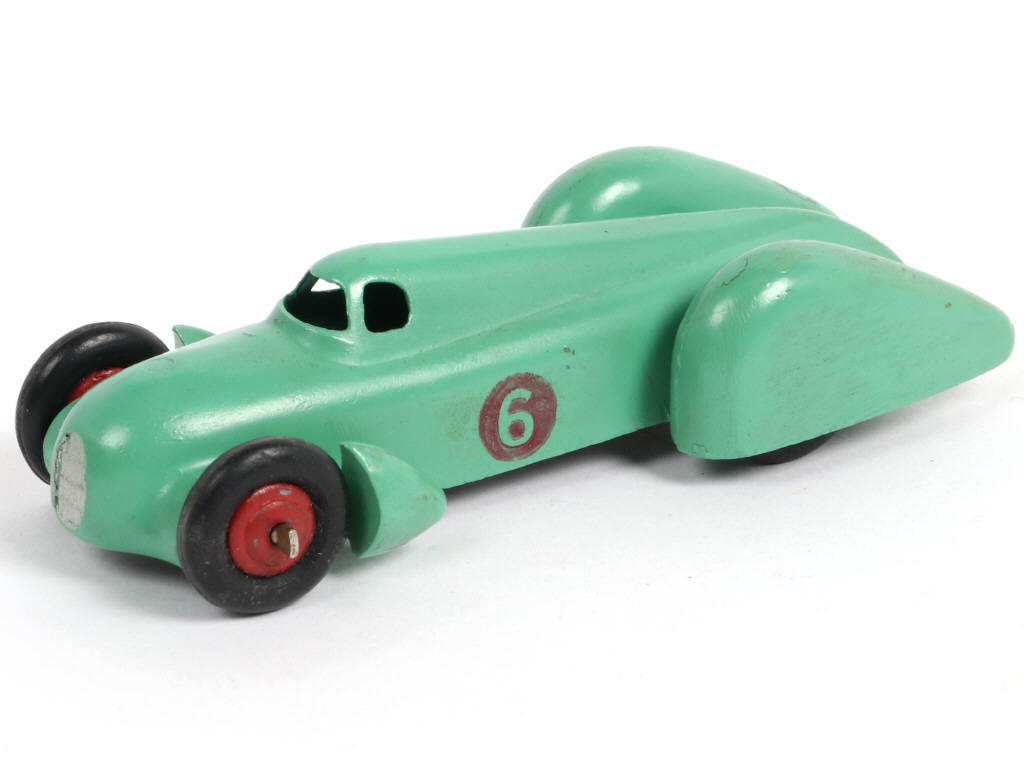 Lot 228 - DINKY TOYS (FRANCE) (1)