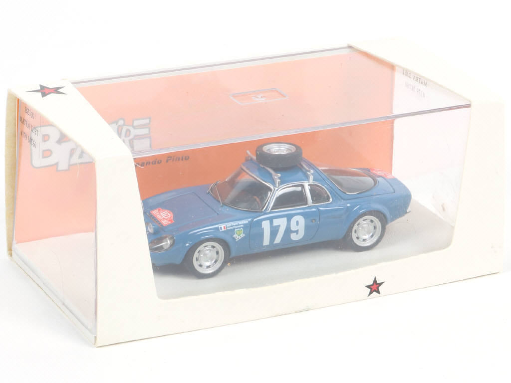 Lot 109 - BIZARRE (MACAU) (1)