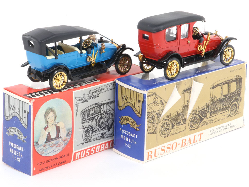 Lot 98 - DIVERS (URSS) (2)