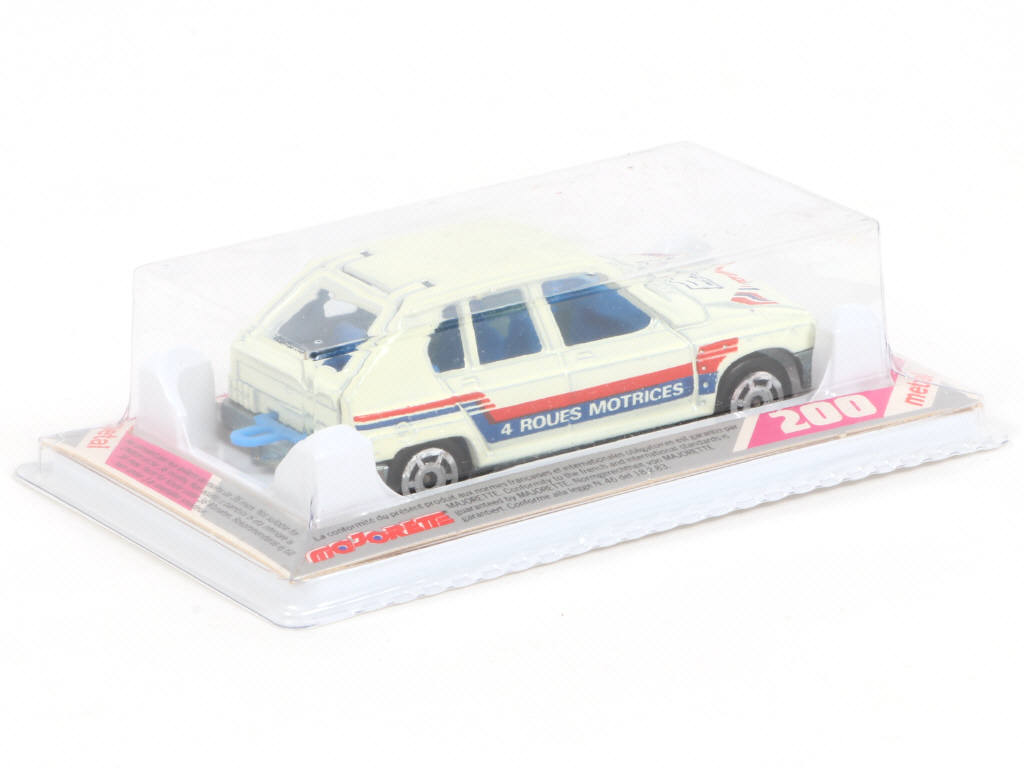 Lot 22 - MAJORETTE (FRANCE) (1)