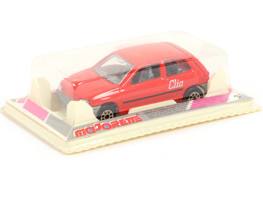 Lot 110 - MAJORETTE (FRANCE) (1)