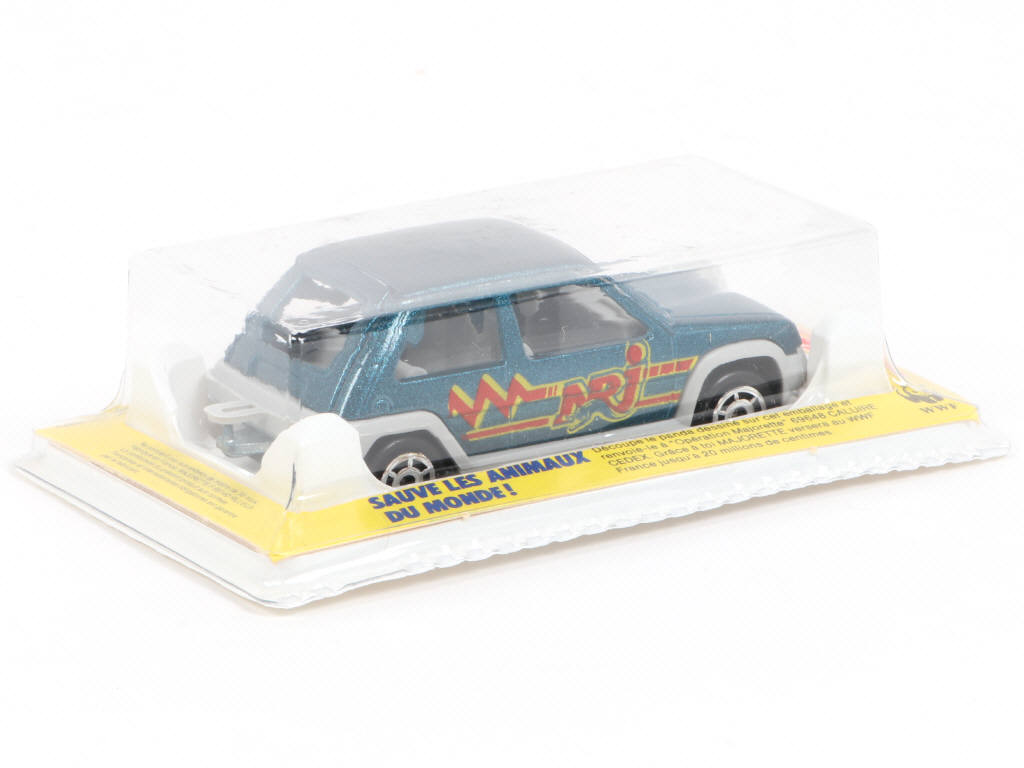 Lot 126 - MAJORETTE (FRANCE) (1)