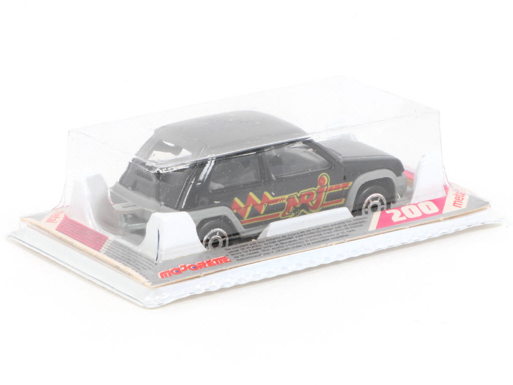 Lot 127 - MAJORETTE (FRANCE) (1)