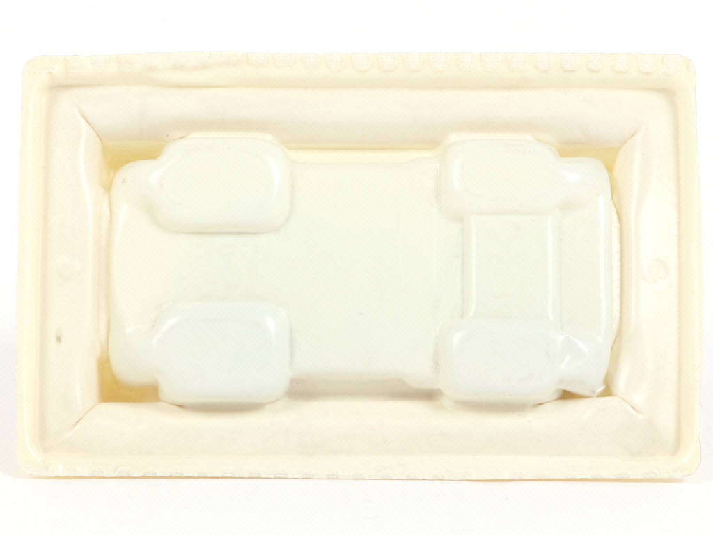 Lot 143 - MAJORETTE (FRANCE) (1)