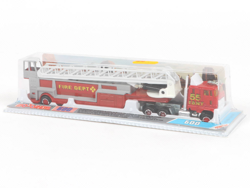 Lot 225 - MAJORETTE (FRANCE) (1)