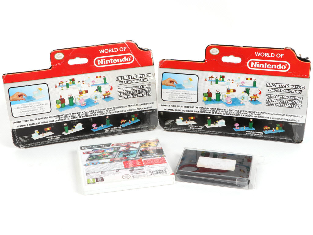 Lot 130 - NINTENDO (JAPON) (4)