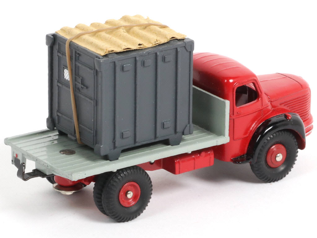 Lot 306 - DINKY TOYS (FRANCE) (1)