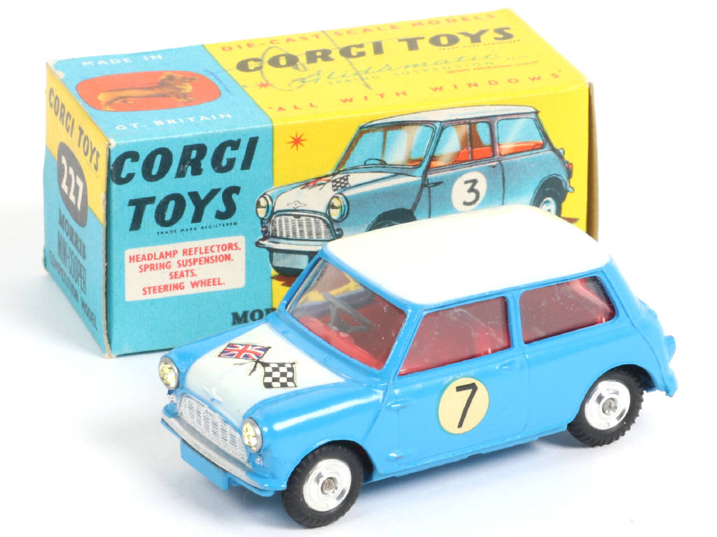Lot 158 - CORGI TOYS (GB) (1)